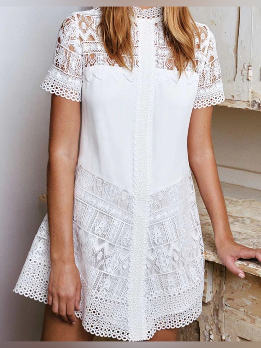 Alexis Katlin Dress White Lace Short Sleeve High Neck Mini Bridal Dress Small